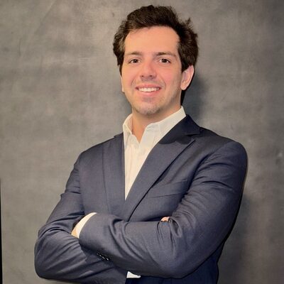 Alejandro Ferrer Trinxet, co-founder of Syntra, strategy finance and AI value creation specialist